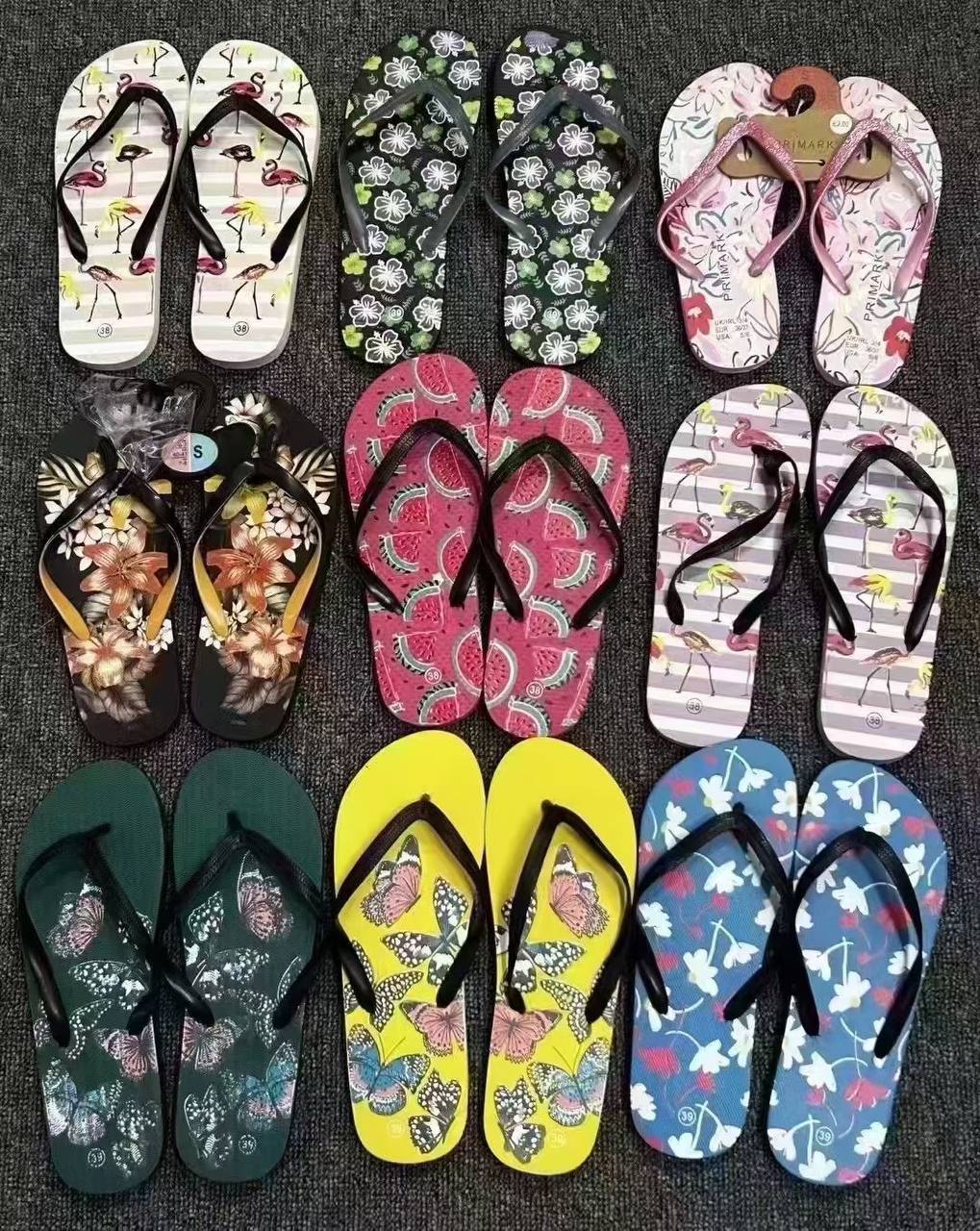 Vibrant Colorful Slippers (MOQ - 1000 pcs)