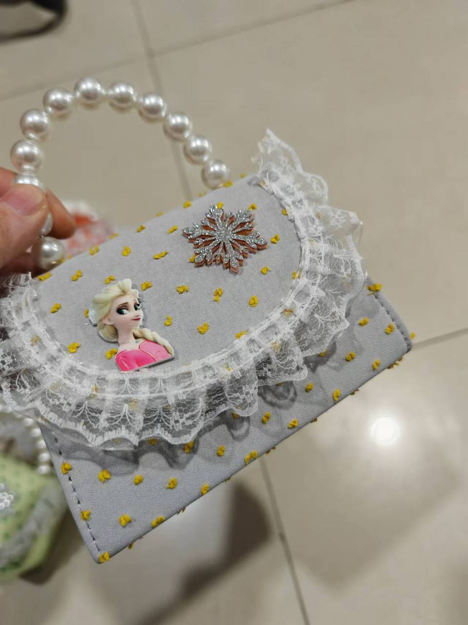 Pearl Handle Lace Mini Bags (MOQ - 500 pcs)